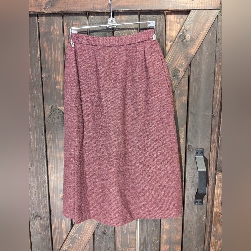 VINTAGE White Stag wool skirt, size 6